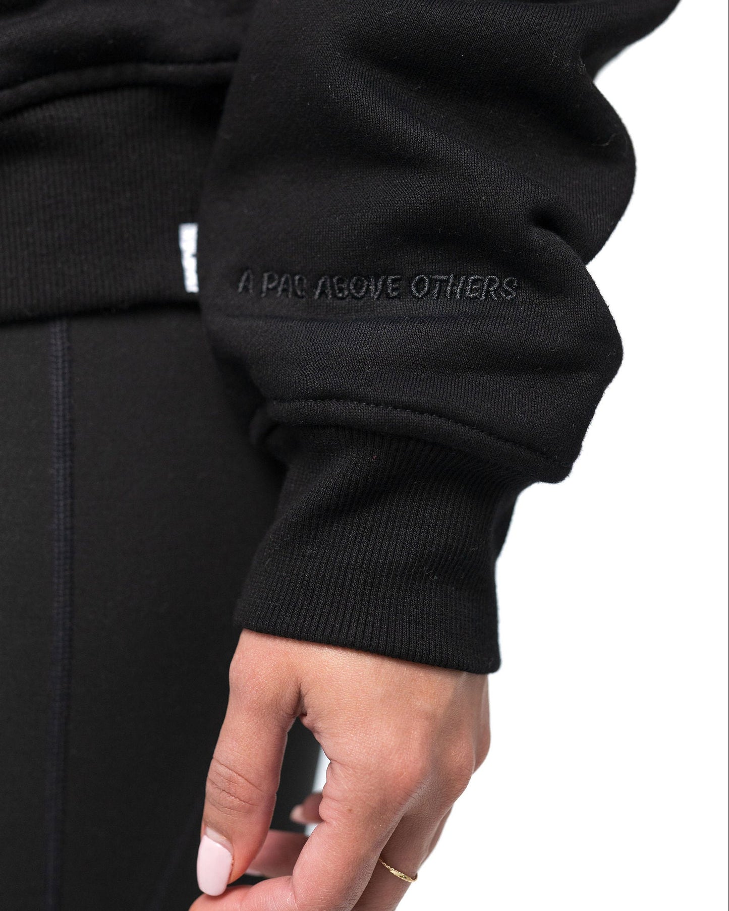Women's Relaxed Fit Core Crewneck Sweatshirt - Black